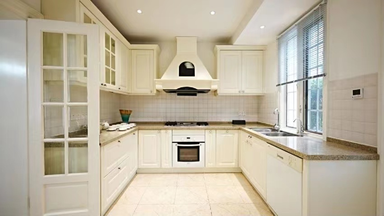 Elegant Garden - Image 14