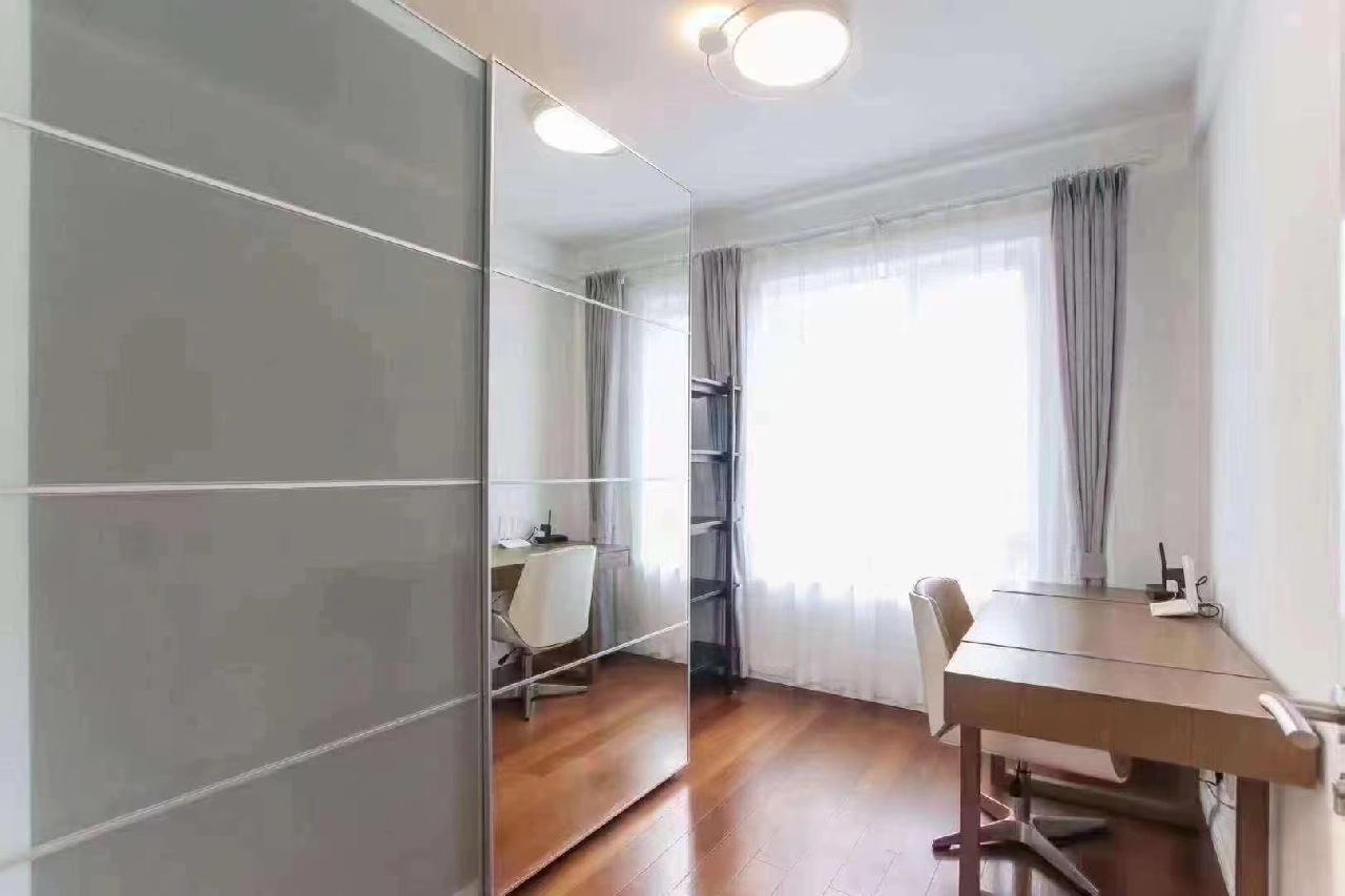 Novel Garden - Image 2