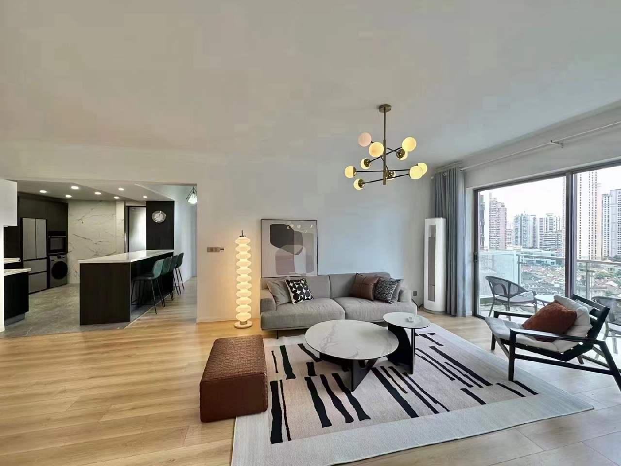 The Lakeville - Image 3