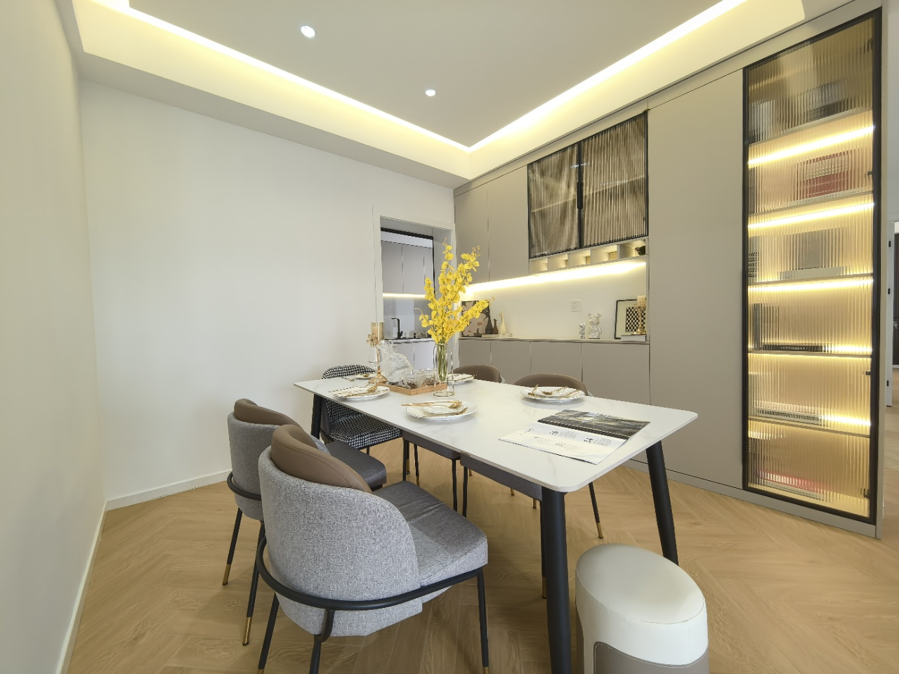 Yanlord Riverside Garden  - Image 2