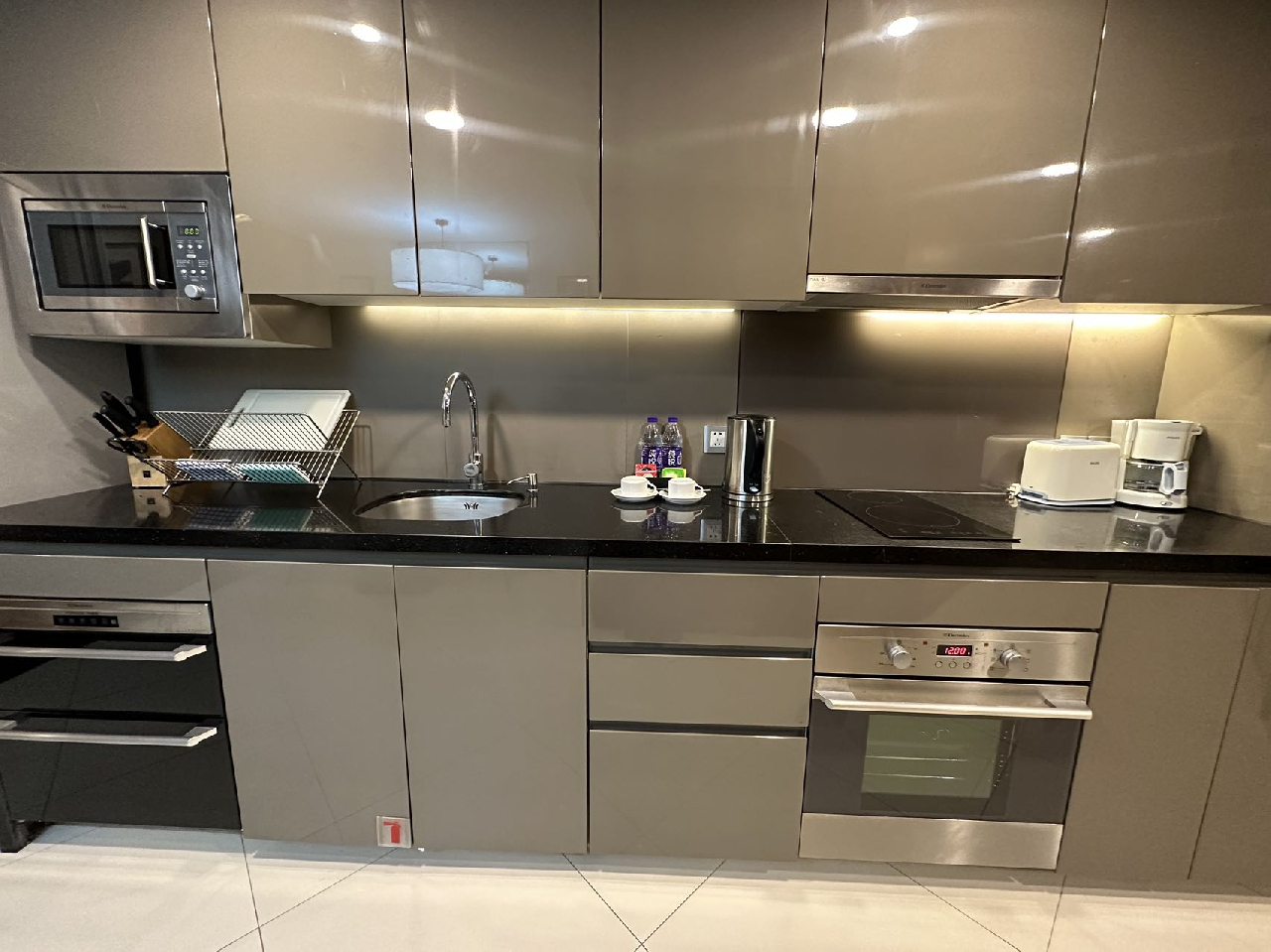 Ascott Huai Hai Road Serviced Apartment - Image 4