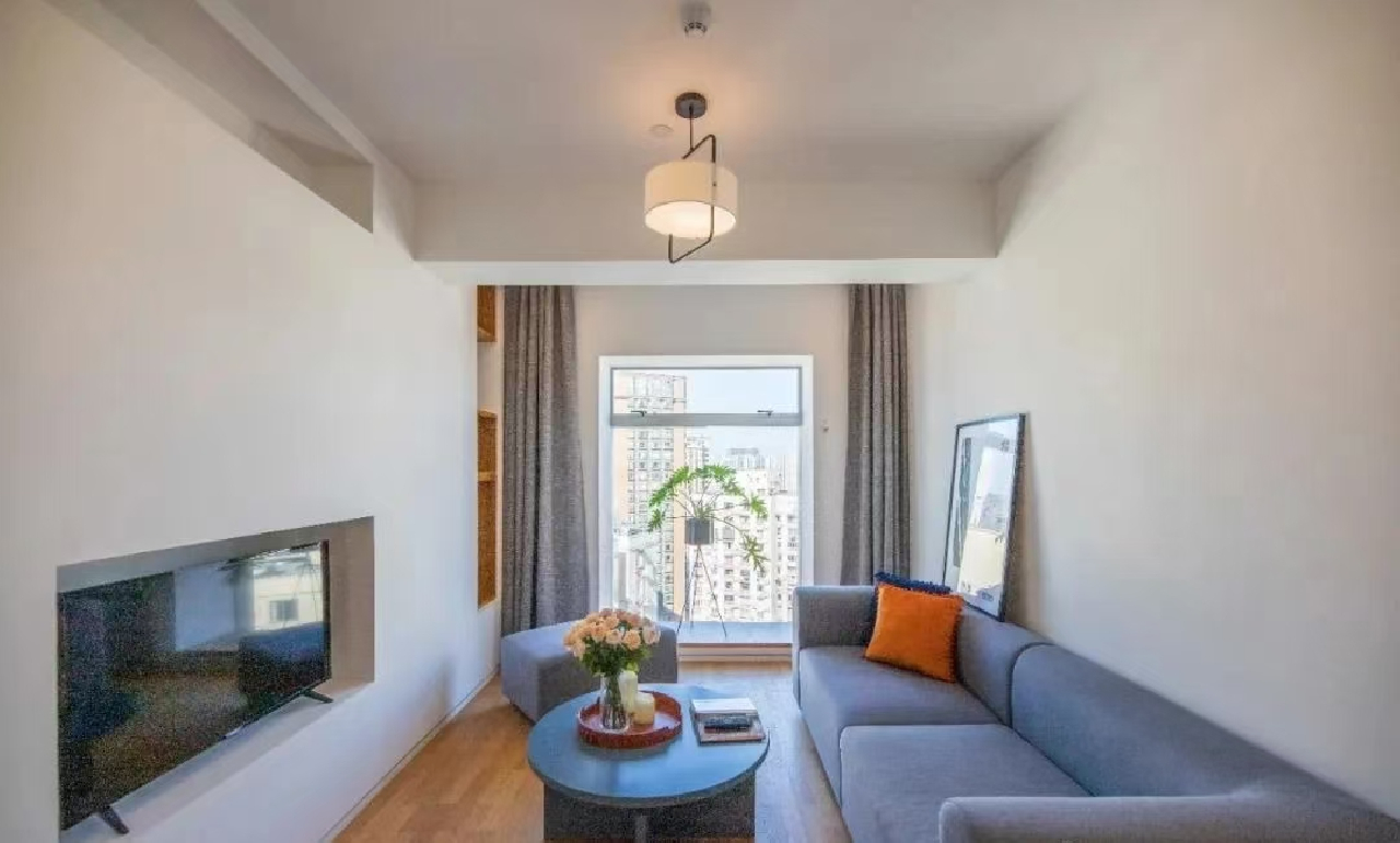 Base LIVING-SUHE Serviced Apartment   - Image 2