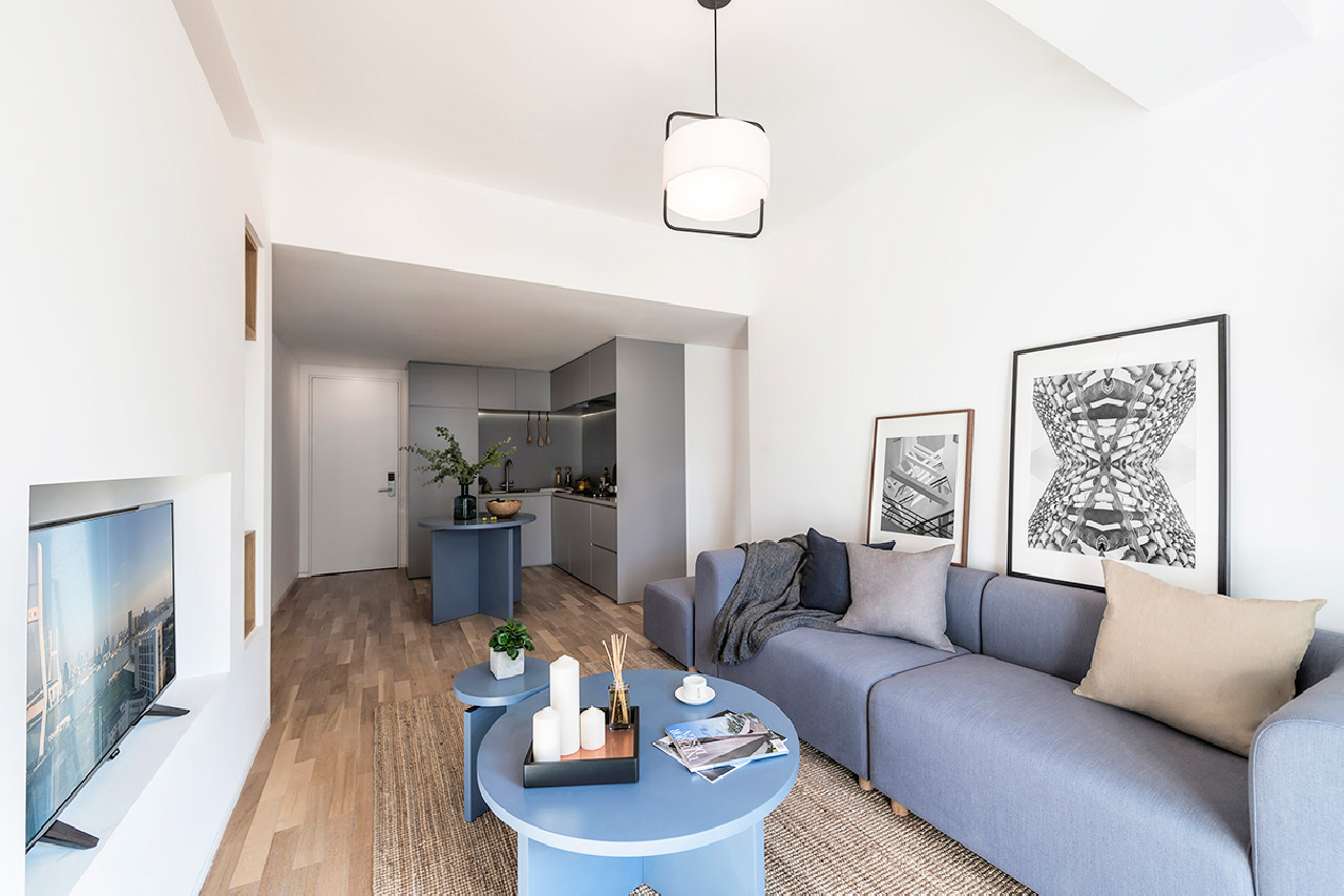 Base LIVING-SUHE Serviced Apartment  