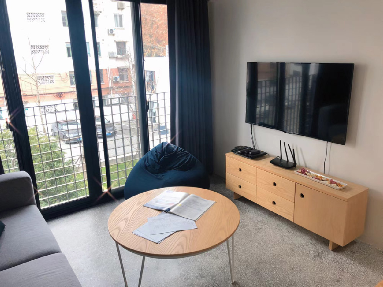 Base LIVING- SONGYUAN Serviced Apartment - Image 2