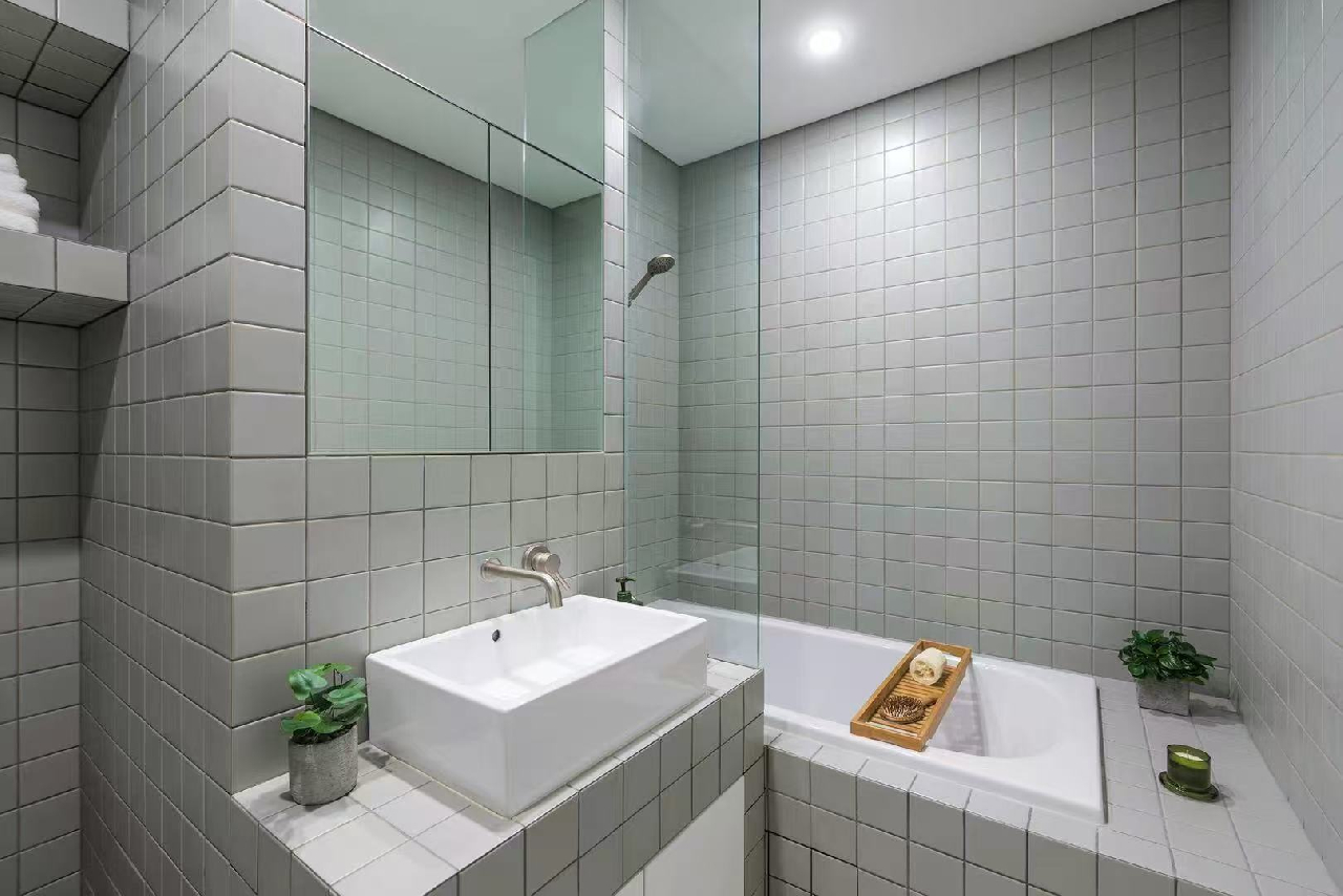 Base LIVING-YUPING Serviced Apartment - Image 6
