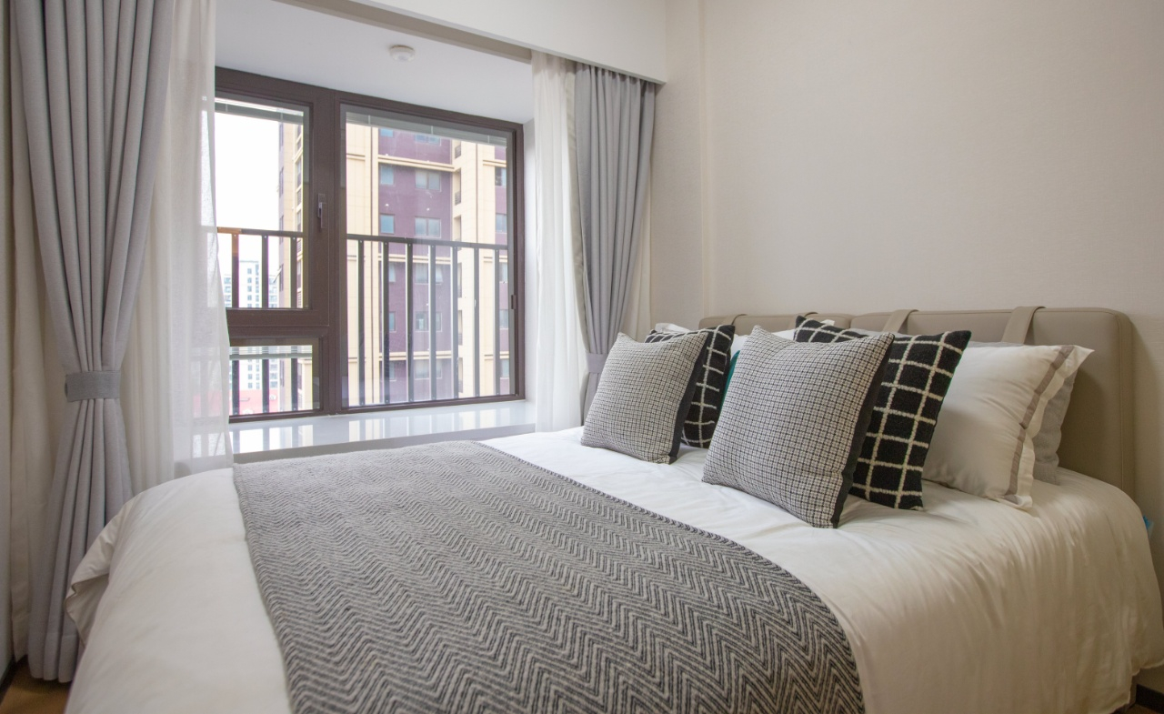 Cresher Executive Apartment - Image 5