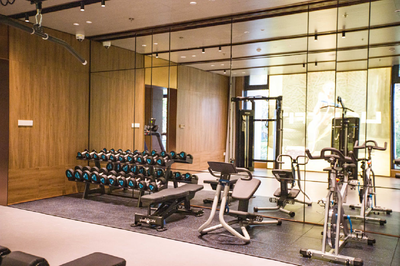 Cresher Executive Apartment - Image 9