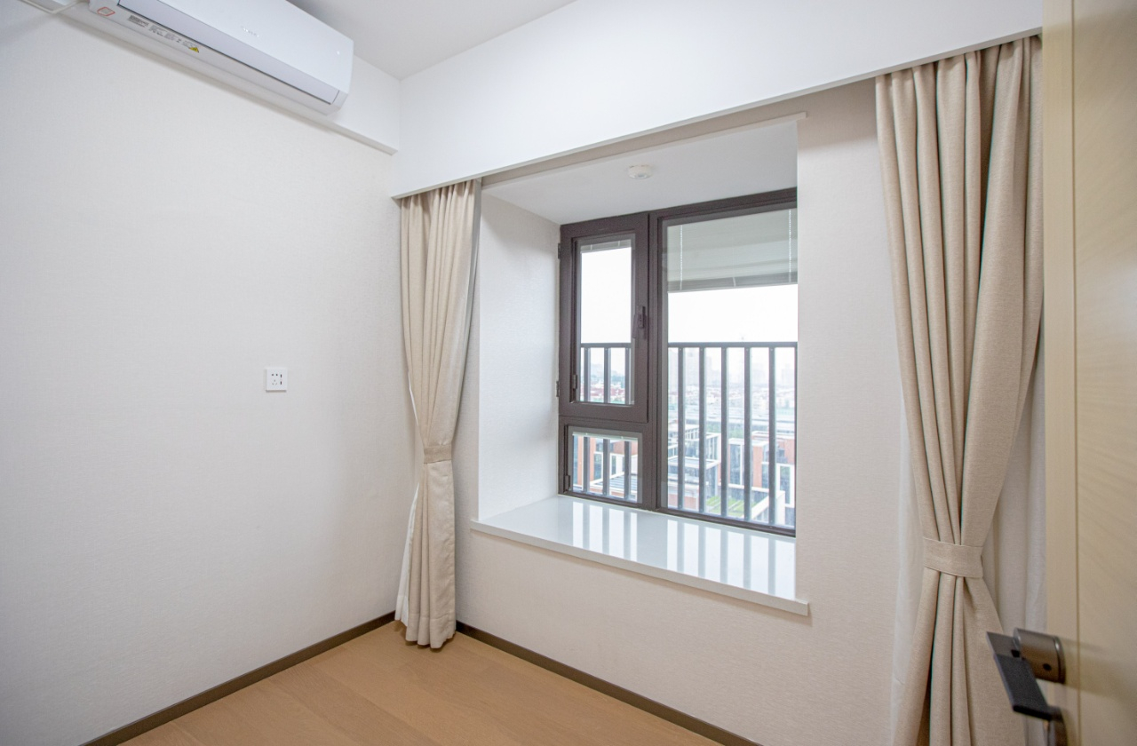 Cresher Executive Apartment - Image 8