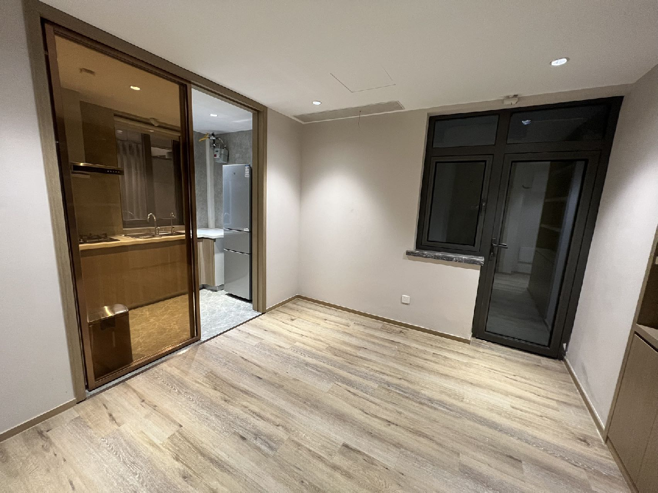 Homiehouse Service Apartment - Image 7