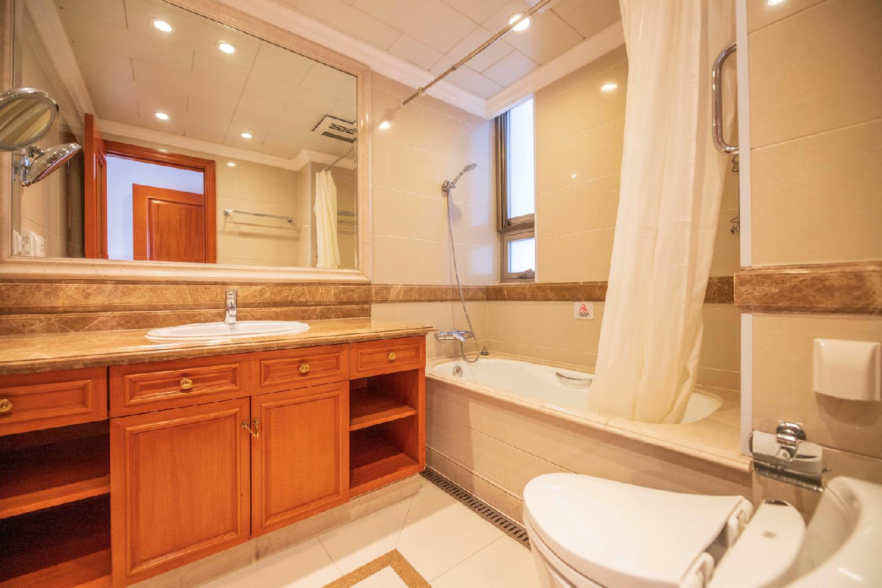 Xuhui Garden Serviced Apartment - Image 3