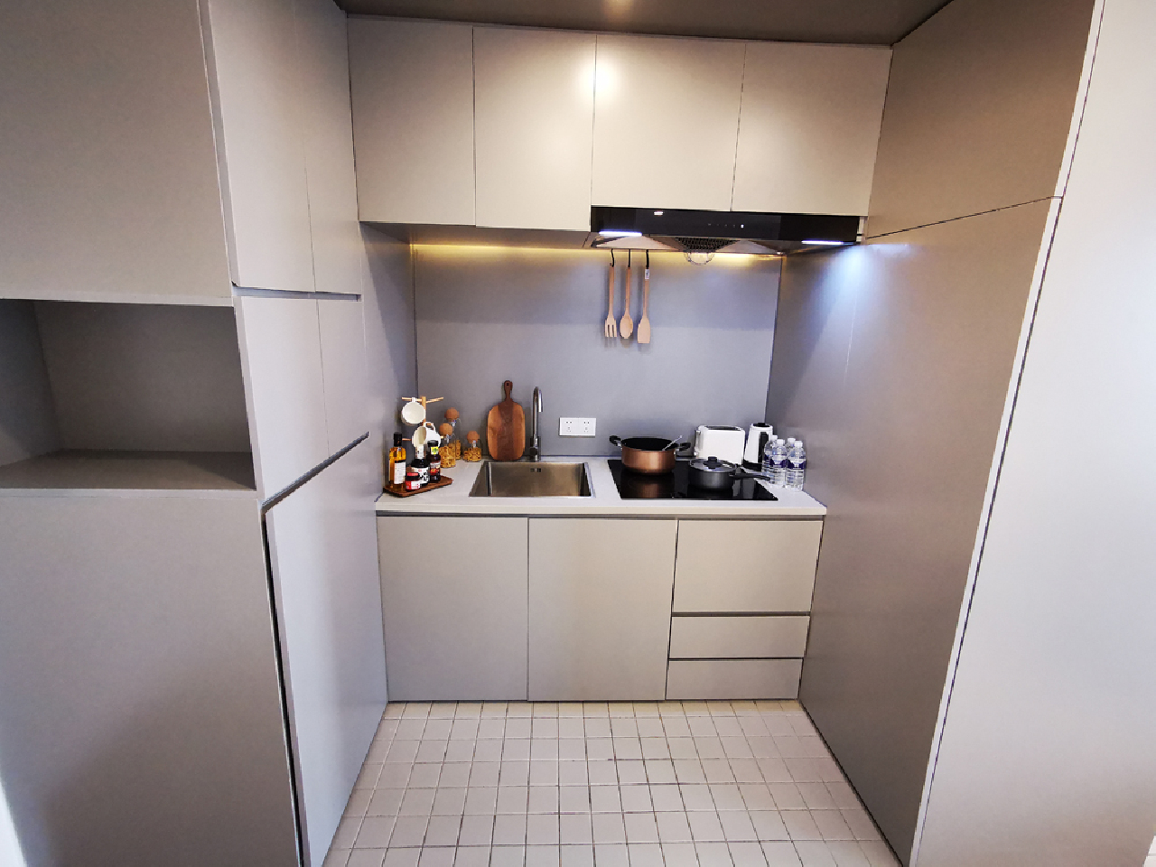 Base COMPLEX-Wending Serviced Apartment  - Image 2