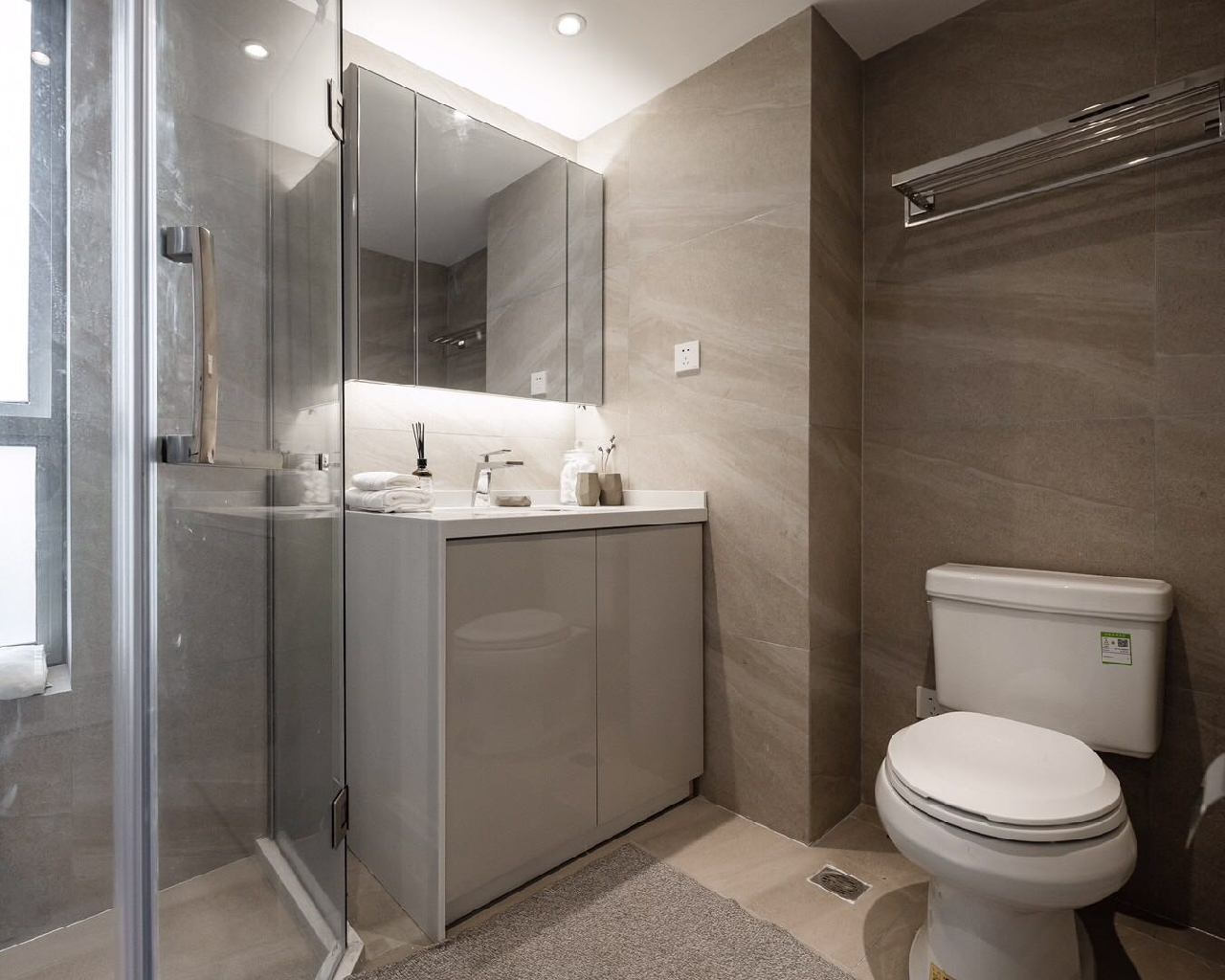 Eight Park Avenue - Image 8